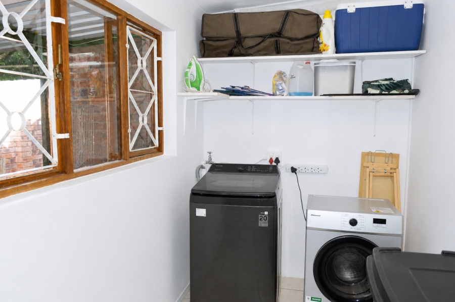 2 Bedroom Property for Sale in Flamwood North West